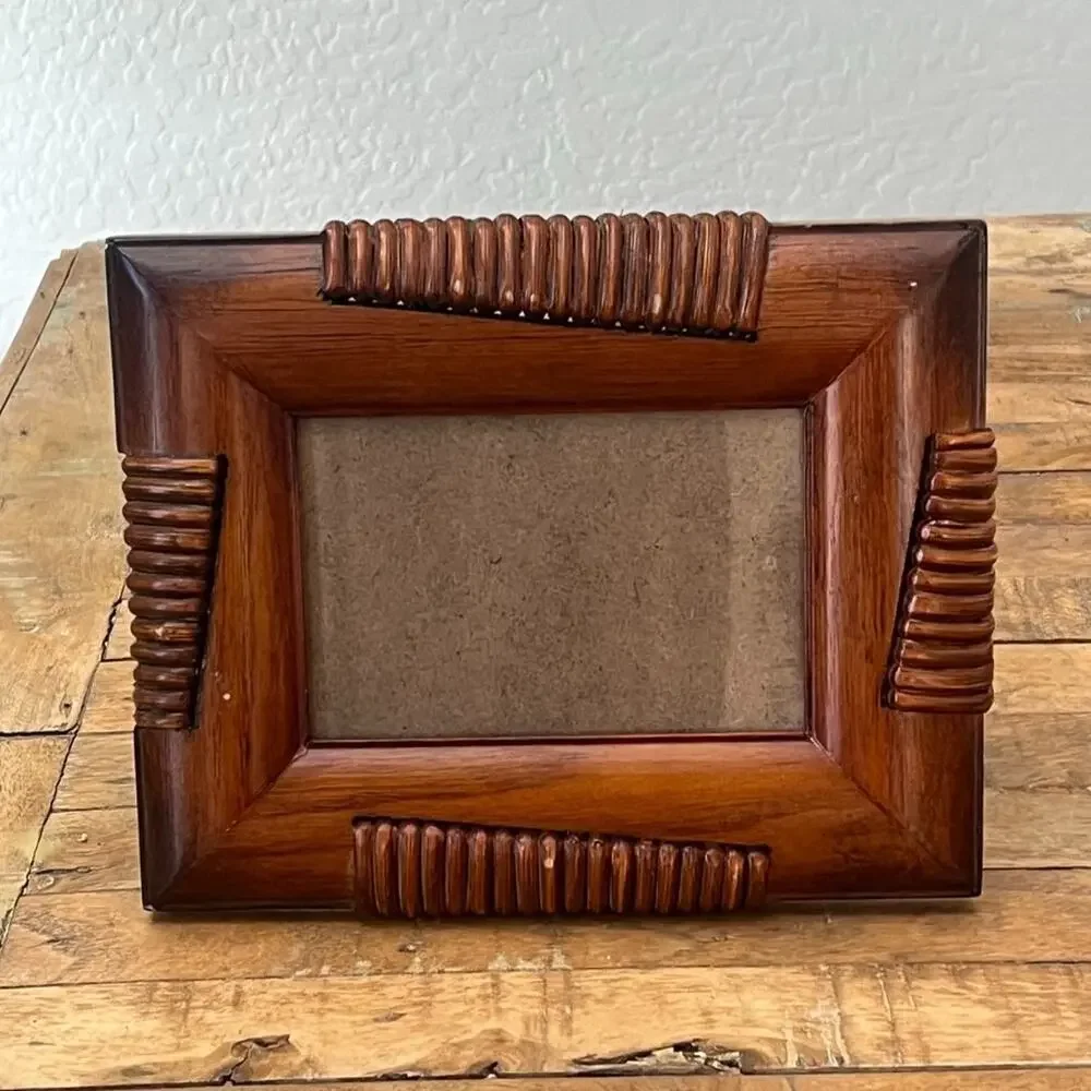 Sicura Designs Rattan & Wood Photo Frame 4x6 in Abstract Rattan Collection